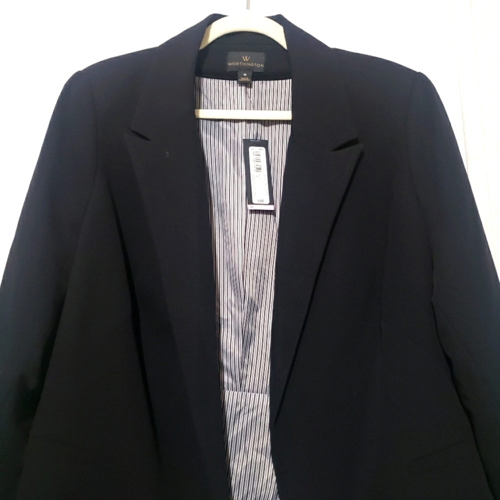 Worthington Black Tailored Blazer with Notched Lapels...size:1X - Picture 4 of 12